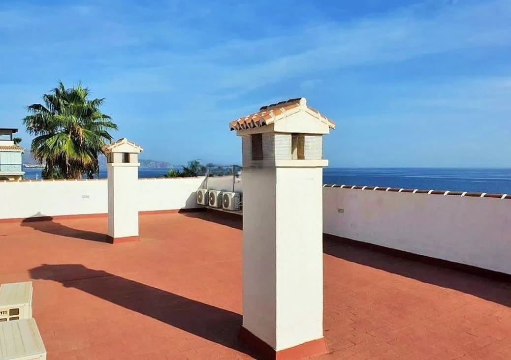 2 Zimmer Apartment zu verkaufen in Torrox-Costa - 340.000 € (Ref: 9151698)