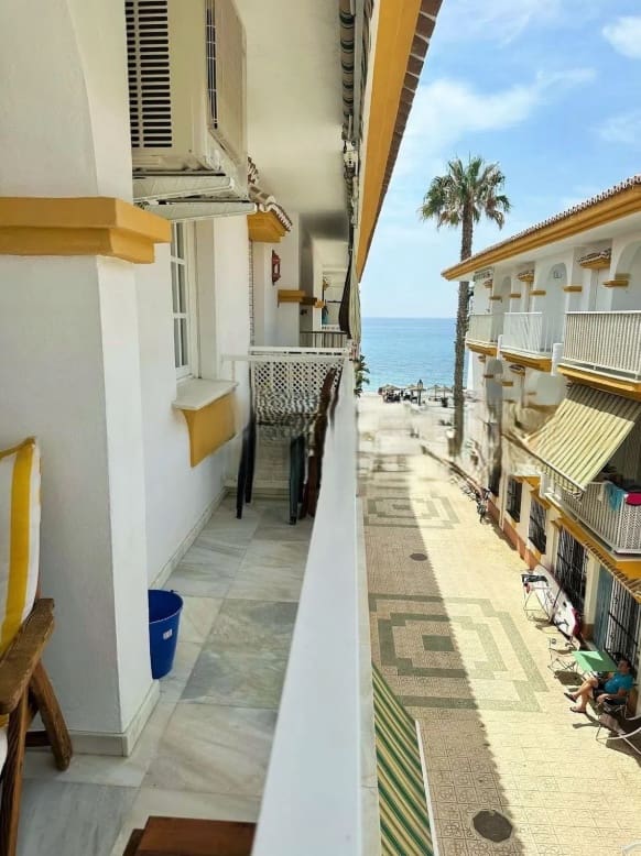 2 Zimmer Apartment zu verkaufen in Torrox-Costa - 340.000 € (Ref: 9151698)