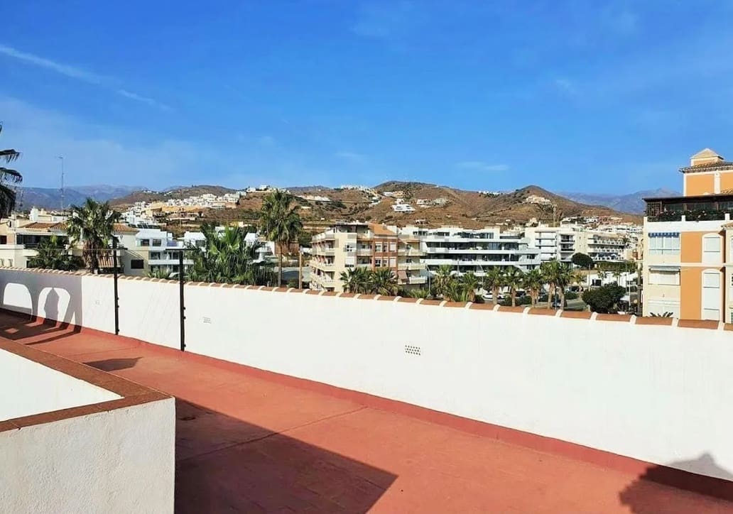 2 Zimmer Apartment zu verkaufen in Torrox-Costa - 340.000 € (Ref: 9151698)