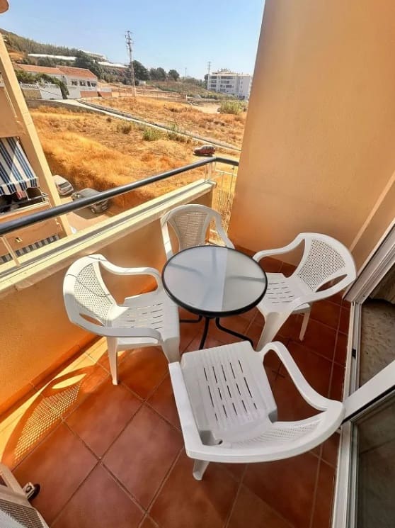 1 sovrum Lägenhet till salu i Torrox-Costa med garage - 169 000 € (Ref: 9173191)