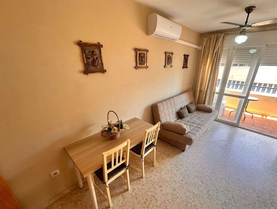 1 sovrum Lägenhet till salu i Torrox-Costa med garage - 169 000 € (Ref: 9173191)