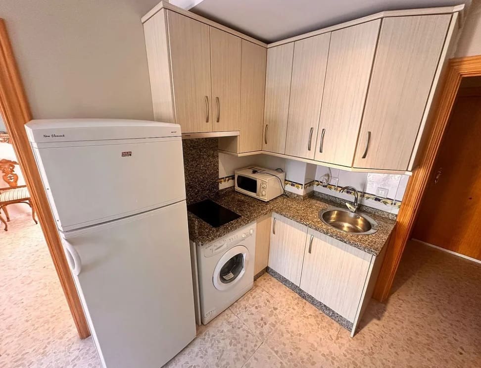 1 sovrum Lägenhet till salu i Torrox-Costa med garage - 169 000 € (Ref: 9173191)