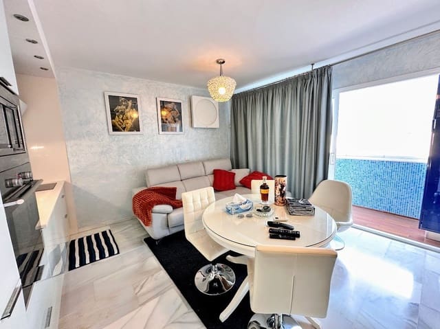 1 Zimmer Apartment zu verkaufen in Torrox-Costa, Torrox mit Garage - 175.000 € (Ref: 9202171)