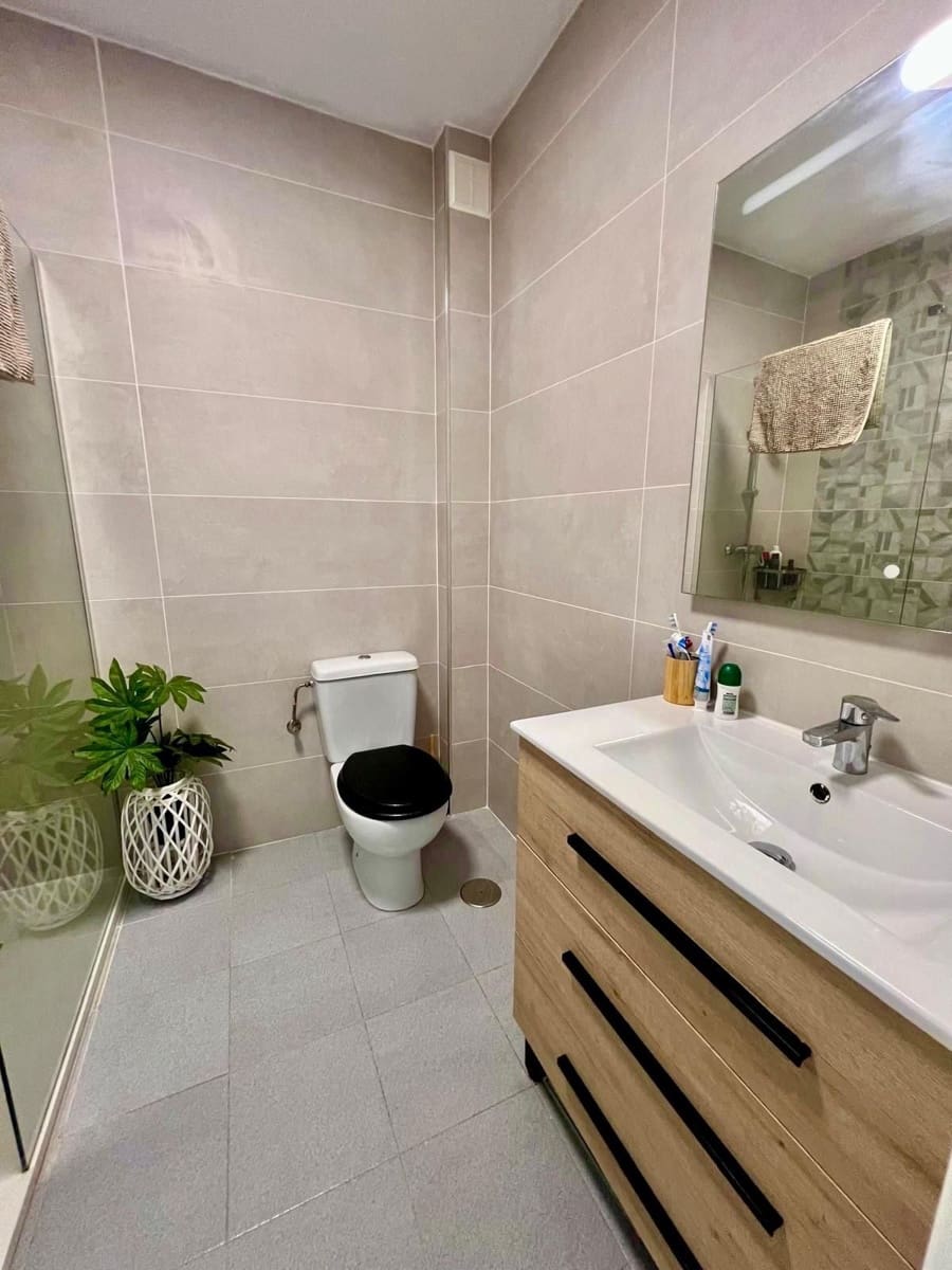 2 soveværelse Lejlighed til salg i Torrox Park med swimmingpool - € 215.000 (Ref: 9228176)