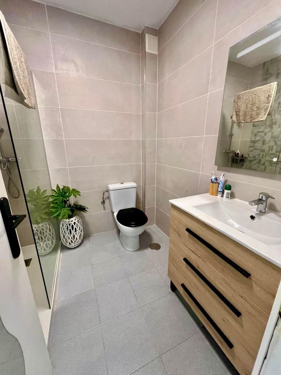 2 soveværelse Lejlighed til salg i Torrox Park med swimmingpool - € 215.000 (Ref: 9228176)