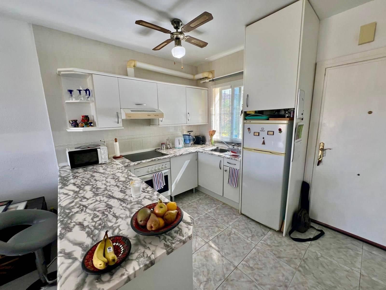 2 soveværelse Lejlighed til salg i Torrox Park med swimmingpool - € 215.000 (Ref: 9228176)