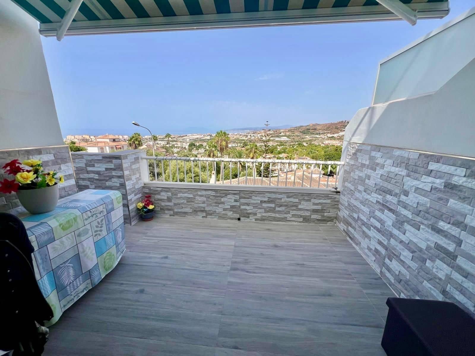 2 soveværelse Lejlighed til salg i Torrox Park med swimmingpool - € 215.000 (Ref: 9228176)
