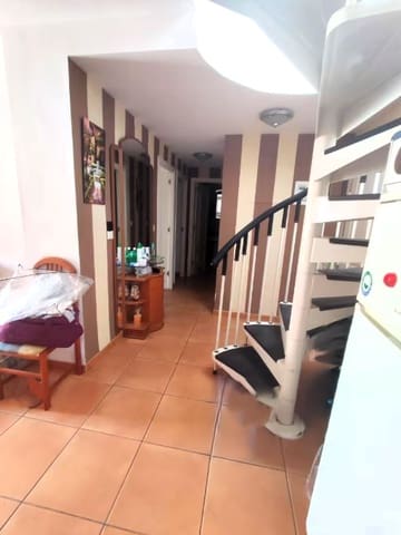 2 bedroom Penthouse for sale in Torrox-Costa, Torrox - € 244,000 (Ref: 9246311)