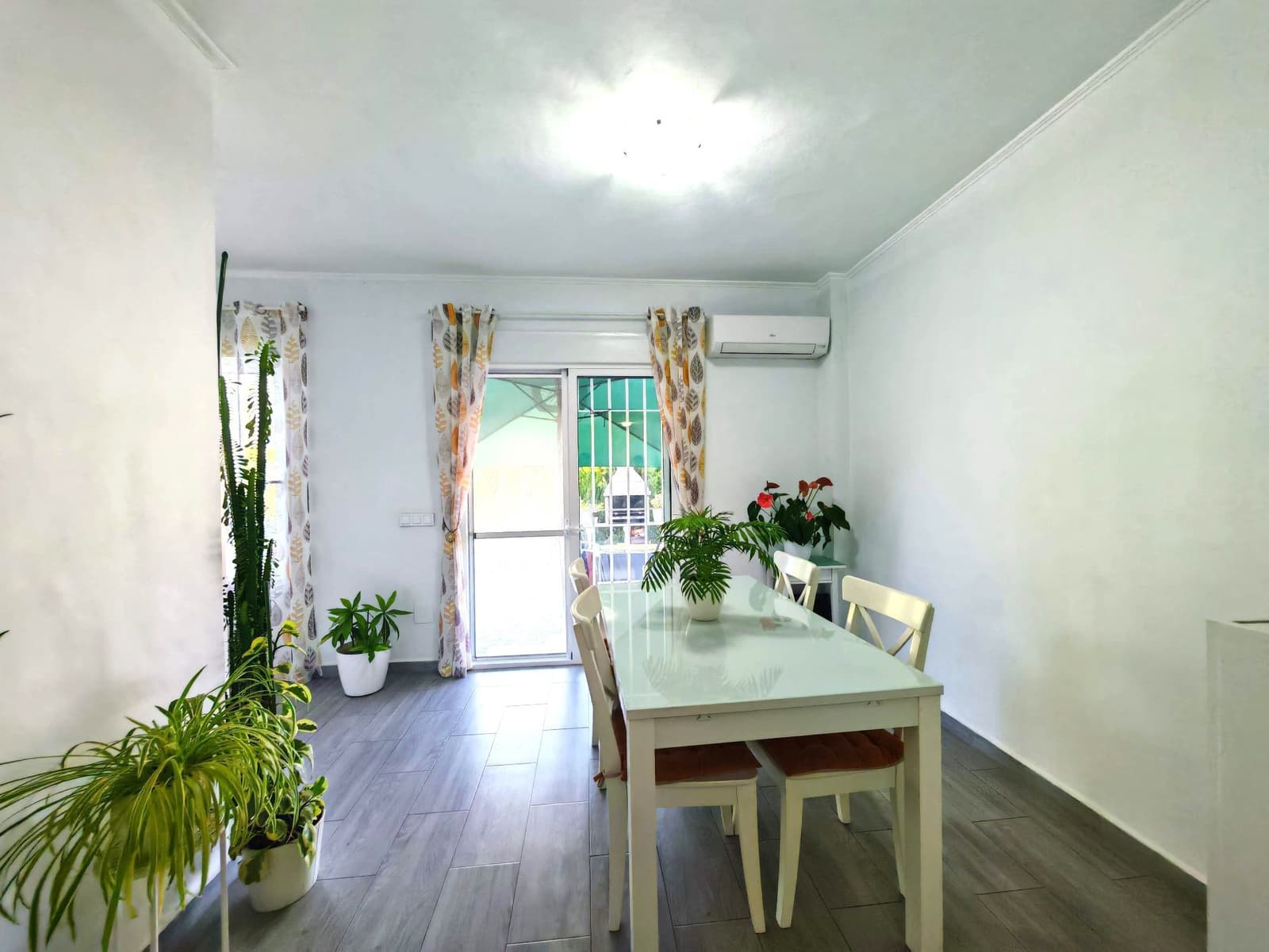 2 soveværelse Lejlighed til salg i Torrox Park med swimmingpool - € 249.000 (Ref: 9251842)