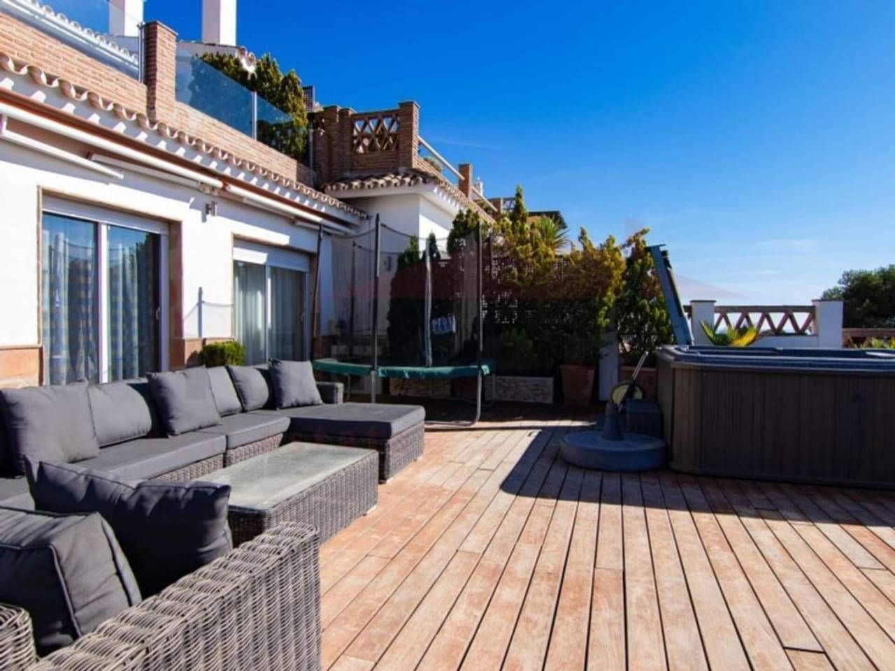 4 bedroom Villa for sale in Almunecar with pool garage - € 830,000 (Ref: 9290956)