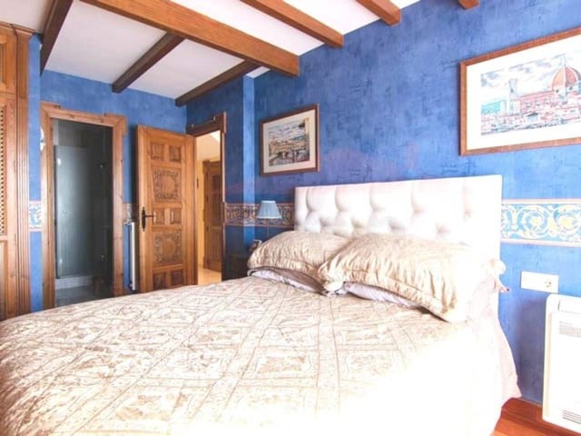 4 bedroom Villa for sale in Almuñécar with pool garage - € 830,000 (Ref: 9290956)