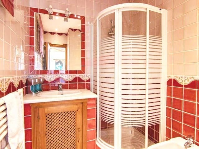 4 bedroom Villa for sale in Almuñécar with pool garage - € 830,000 (Ref: 9290956)