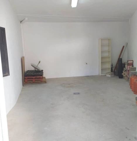 2 sovrum Villa till salu i Sayalonga med garage - 176 500 € (Ref: 9290957)