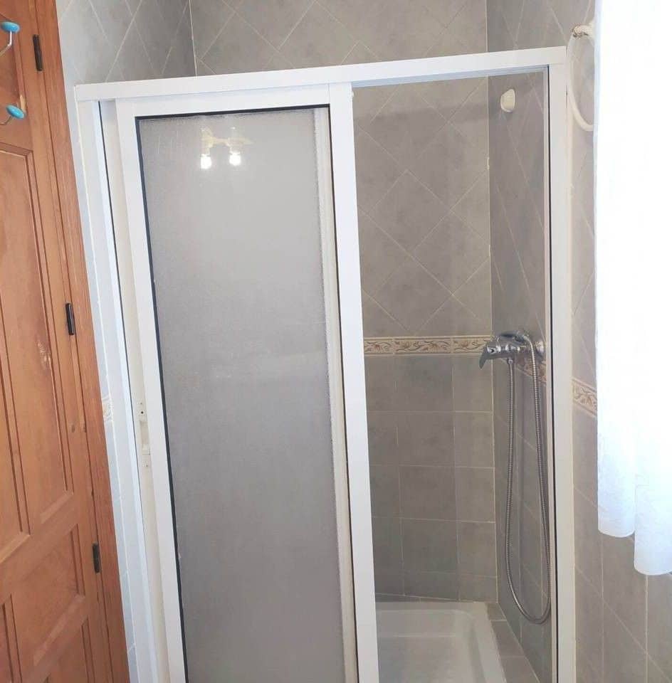 2 soveværelse Villa til salg i Sayalonga med garage - € 176.500 (Ref: 9290957)