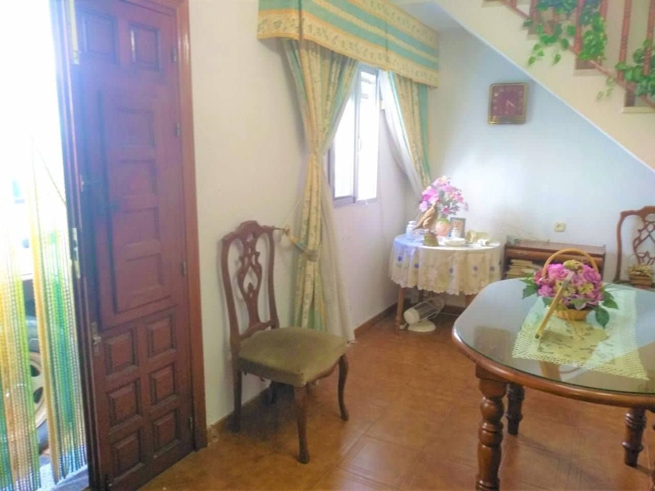 3 sovrum Villa till salu i Sayalonga - 94 500 € (Ref: 9290958)