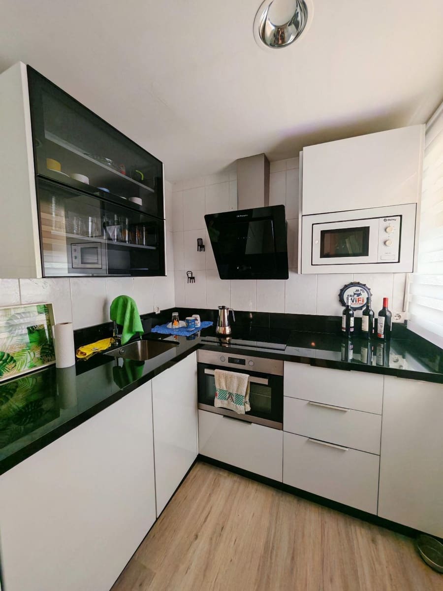 1 sypialnia Apartament do wynajęcia w Torrox-Costa - 690 € (Ref: 9290961)