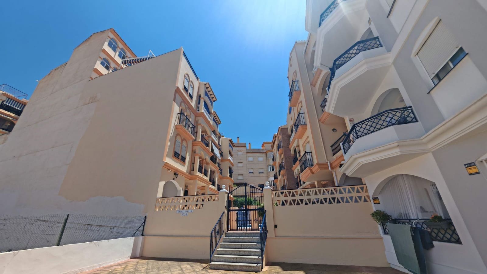 Garasje til salgs i Torrox-Costa - € 30 000 (Ref: 9303048)