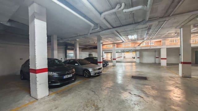 Garage til salg i Torrox-Costa, Torrox - € 30.000 (Ref: 9303048)