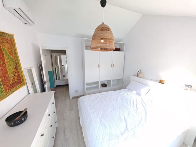 3 soveværelse Byhus til salg i Torrox-Costa, Torrox med swimmingpool - € 285.000 (Ref: 9304871)