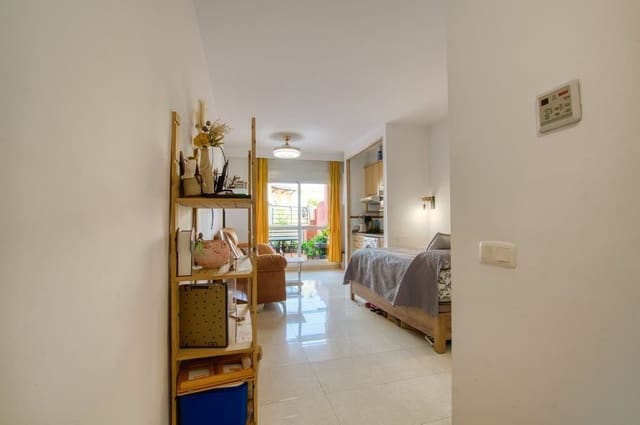 Studio til salgs i Rincón de la Victoria med svømmebasseng - € 175 000 (Ref: 9310438)