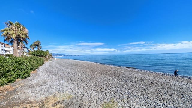 2 soveværelse Semi-Rækkehus til salg i Torrox-Costa, Torrox med swimmingpool garage - € 399.000 (Ref: 9310439)