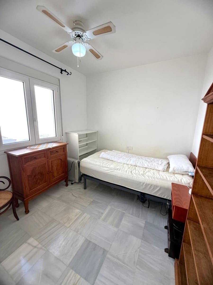 3 sovrum Semi-fristående Villa till salu i Nerja med pool garage - 429 900 € (Ref: 9330084)