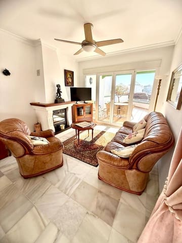 3 sovrum Semi-fristående Villa till salu i Nerja med pool garage - 429 900 € (Ref: 9330084)