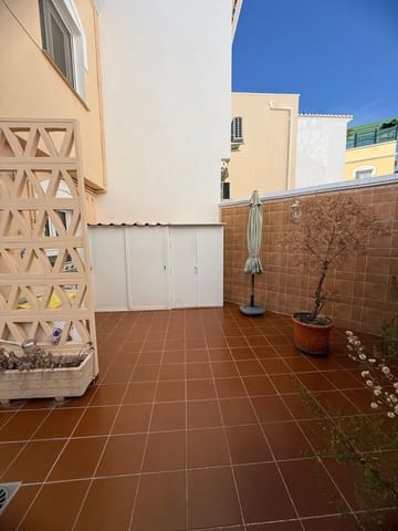 3 sovrum Semi-fristående Villa till salu i Nerja med pool garage - 429 900 € (Ref: 9330084)