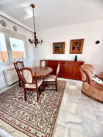 3 sovrum Semi-fristående Villa till salu i Nerja med pool garage - 429 900 € (Ref: 9330084)