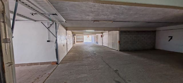 Garage til salg i El Peñoncillo, Torrox - € 25.000 (Ref: 9337506)