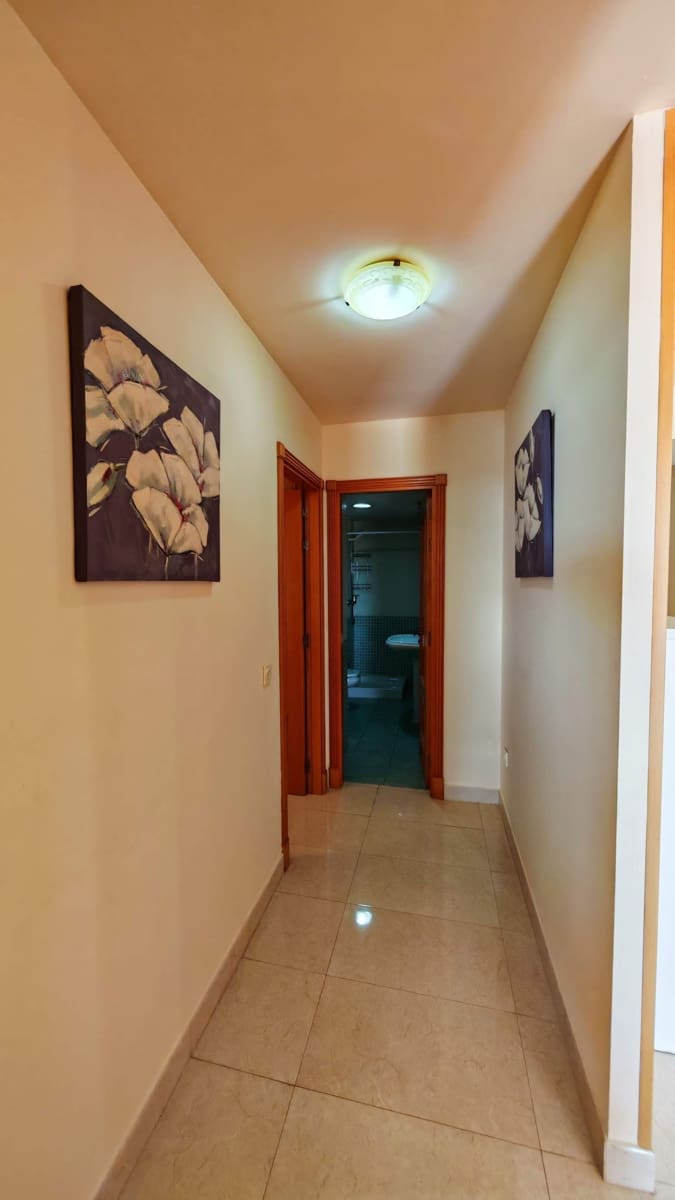 Apartamento de 2 habitaciones en Torrox-Costa en venta - 265.000 € (Ref: 9366937)