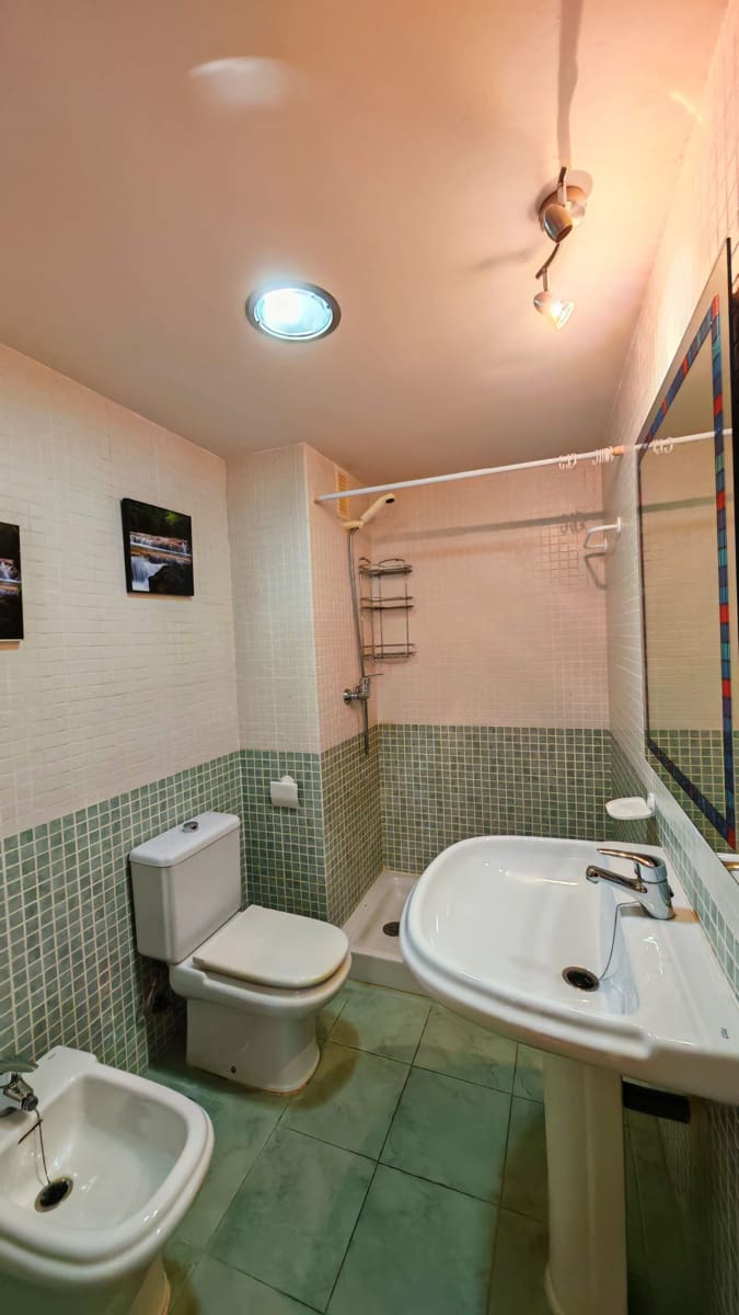 Apartamento de 2 habitaciones en Torrox-Costa en venta - 265.000 € (Ref: 9366937)