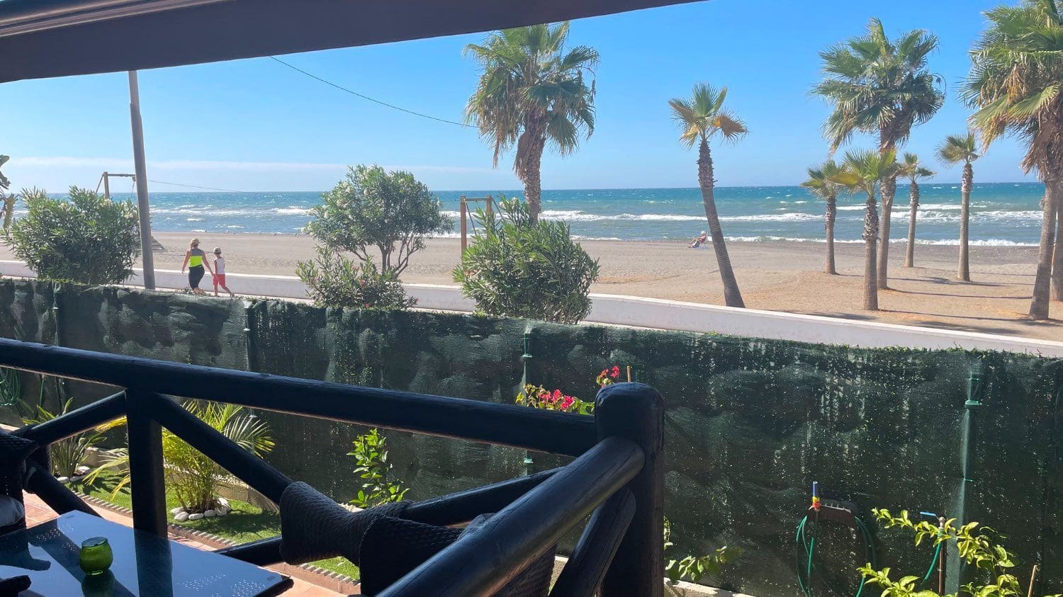 3 slaapkamer Appartement te koop in Torrox-Costa met zwembad - € 850.000 (Ref: 9398162)