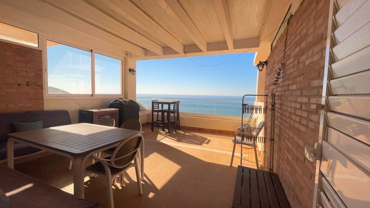 4 makuuhuone Huvila myytävänä paikassa Torrox-Costa mukana uima-altaan 
autotalli - 330 000 € (Ref: 9398163)