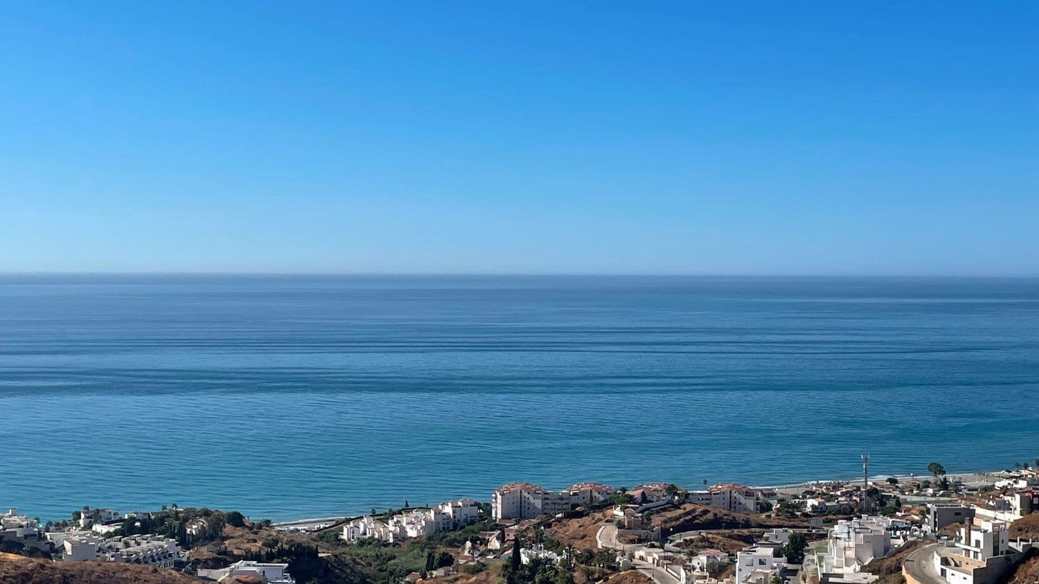 4 makuuhuone Huvila myytävänä paikassa Torrox-Costa mukana uima-altaan 
autotalli - 330 000 € (Ref: 9398163)