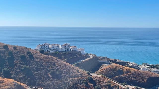 4 makuuhuone Huvila myytävänä paikassa Torrox-Costa, Torrox mukana uima-altaan 
autotalli - 330 000 € (Ref: 9398163)