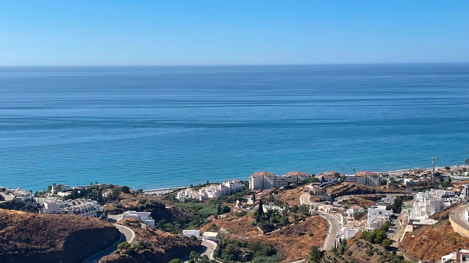 4 makuuhuone Huvila myytävänä paikassa Torrox-Costa mukana uima-altaan 
autotalli - 330 000 € (Ref: 9398163)