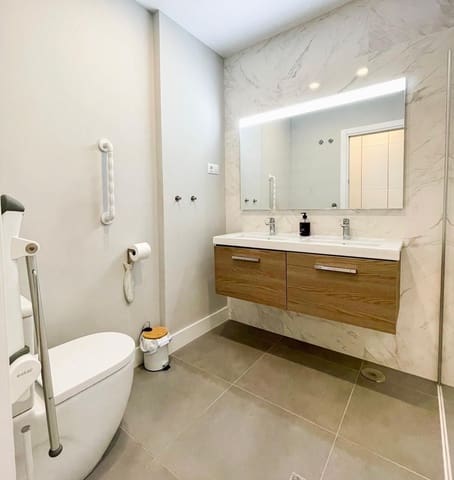 2 soveværelse Lejlighed til salg i Torrox-Costa, Torrox - € 399.000 (Ref: 9398165)