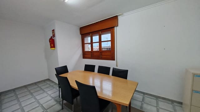 5 slaapkamer Halfvrijstaande villa te koop in Motril - € 329.000 (Ref: 9398166)