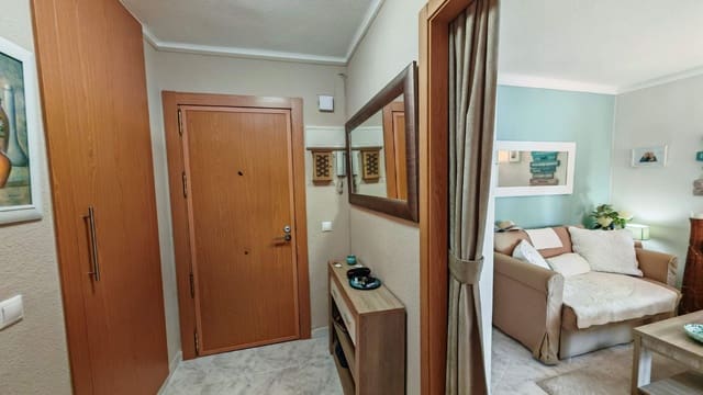 1 slaapkamer Appartement te koop in Centro Internacional, Torrox met zwembad - € 220.000 (Ref: 9409165)