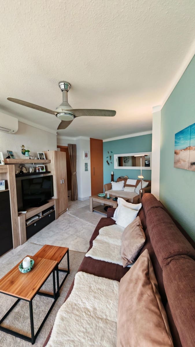 1 sypialnia Apartament na sprzedaż w Torrox-Costa z basenem - 220 000 € (Ref: 9409165)