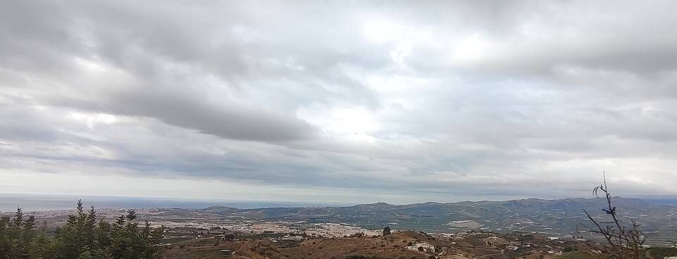 Chalet de 2 habitaciones en Vélez-Málaga en venta - 525.000 € (Ref: 9410519)