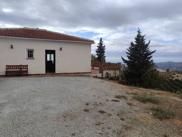 Chalet de 2 habitaciones en Vélez-Málaga en venta - 525.000 € (Ref: 9410519)