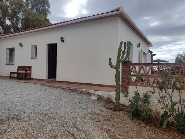 Chalet de 2 habitaciones en Vélez-Málaga en venta - 525.000 € (Ref: 9410519)