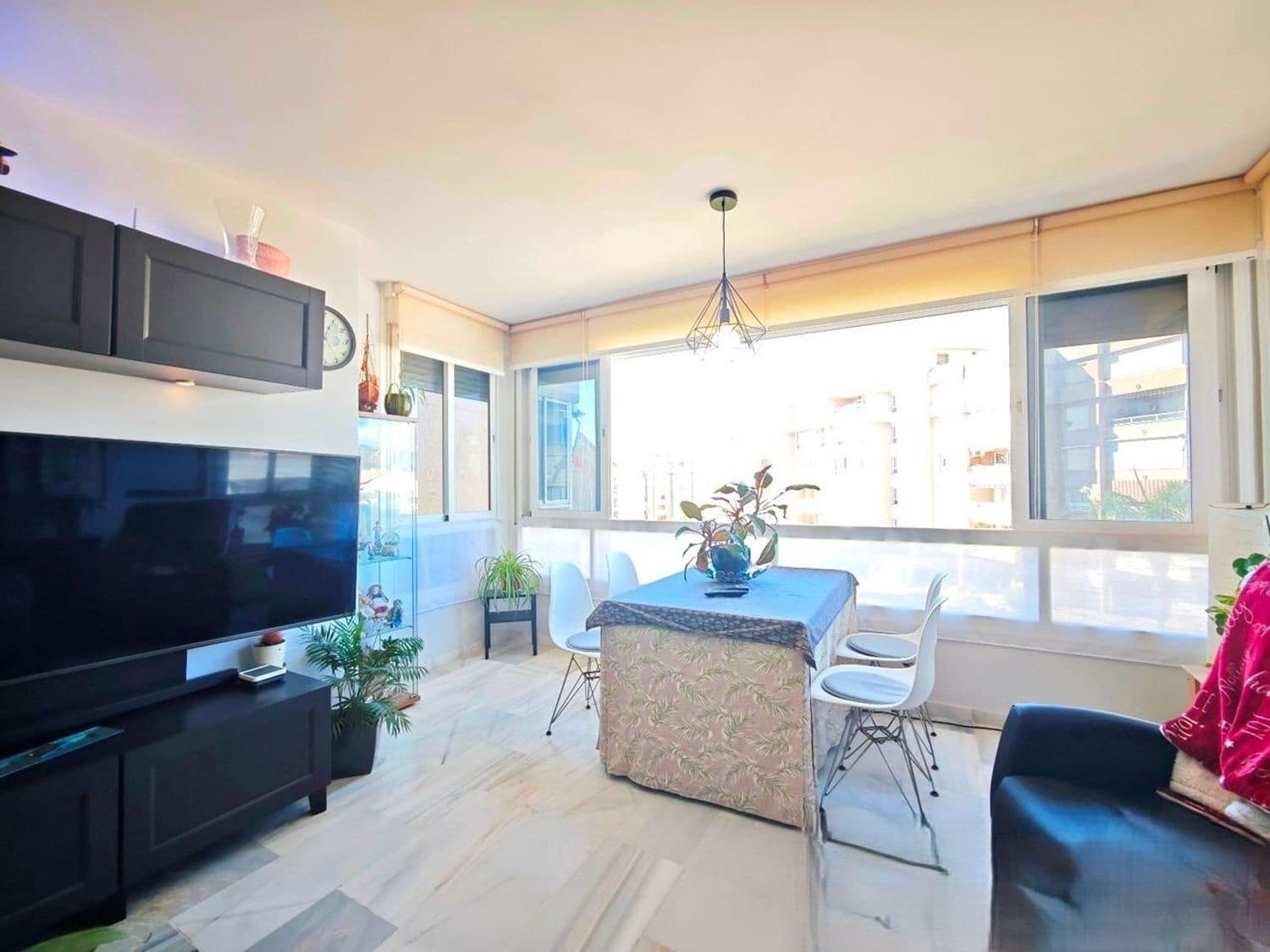 Apartment for sale in Torrox-Costa with pool - € 359,000 (Ref: 9413583)