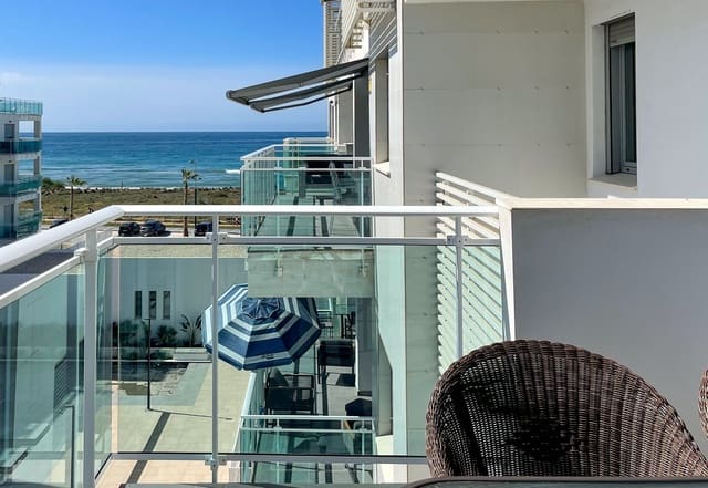 2 slaapkamer Appartement te koop in Laguna Beach, Torrox met zwembad garage - € 349.000 (Ref: 9426862)