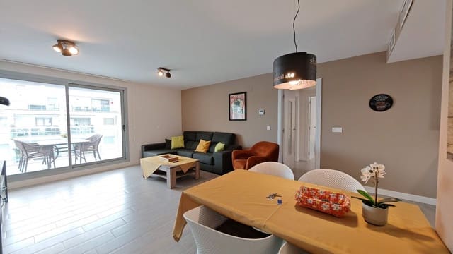 2 slaapkamer Appartement te koop in Laguna Beach, Torrox met zwembad garage - € 349.000 (Ref: 9426862)