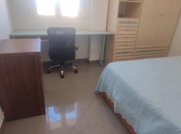 4 Zimmer Apartment zu verkaufen in Vélez-Málaga - 240.000 € (Ref: 9430765)