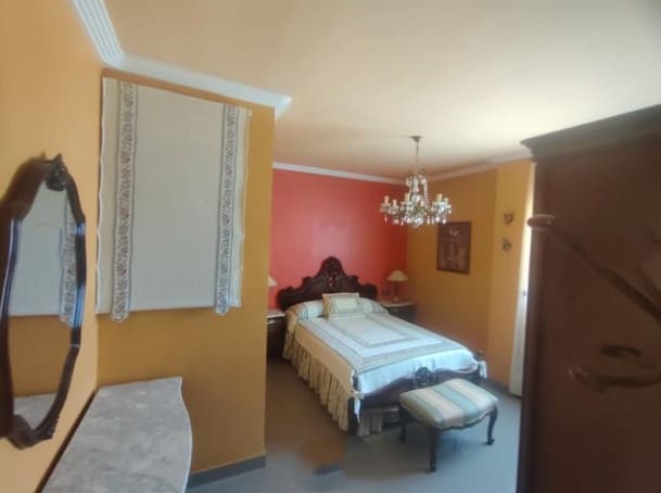 4 Zimmer Apartment zu verkaufen in Velez-Malaga - 240.000 € (Ref: 9430765)