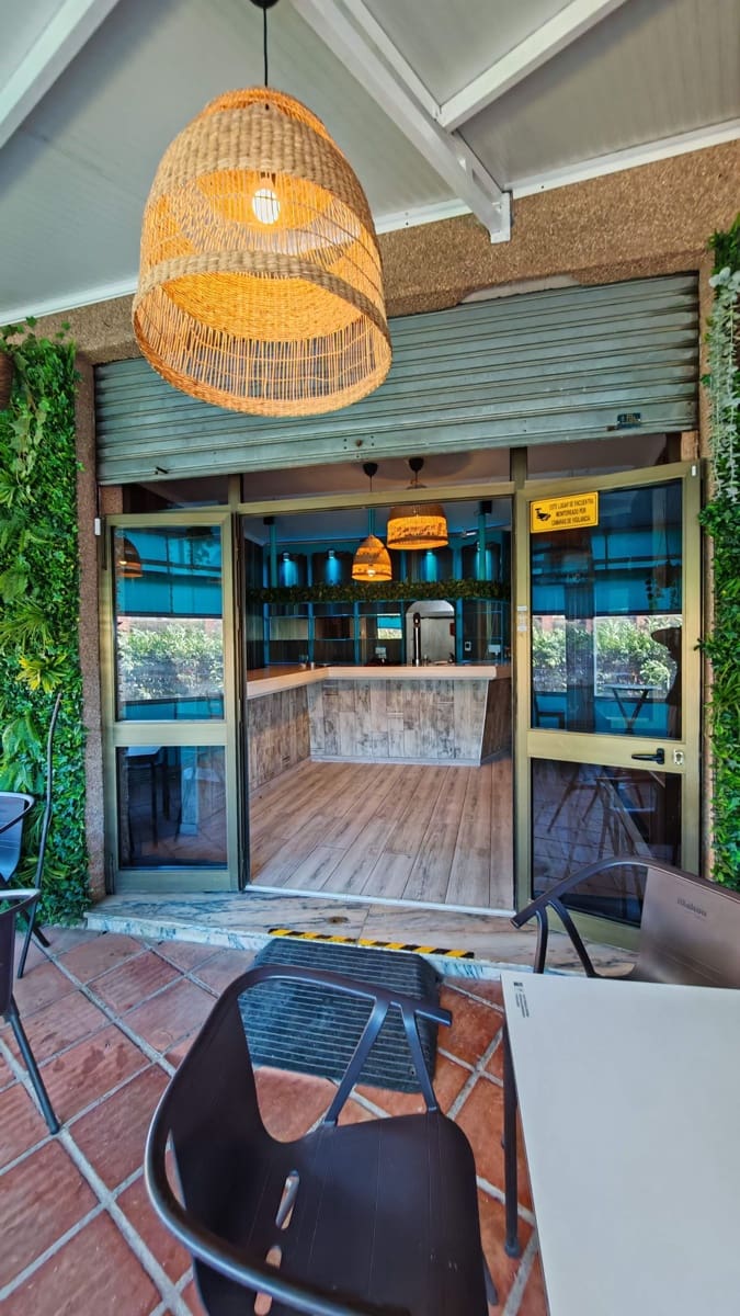 Kaupallinen vuokrattavana paikassa Torrox-Costa - 1 500 € (Ref: 9439445)